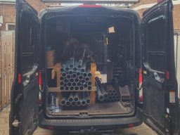 Schroeffundering voor grote constructies in Zeeland